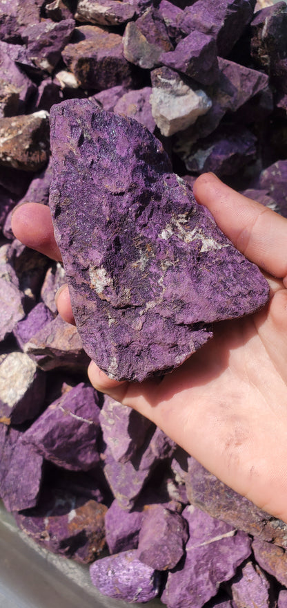 Purpurite rough stone 1pc